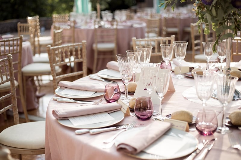 Luxurious Settings